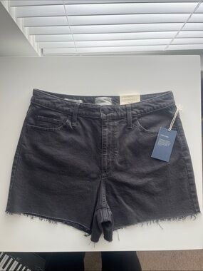 Women's High-Rise Vintage Midi Black Denim Shorts